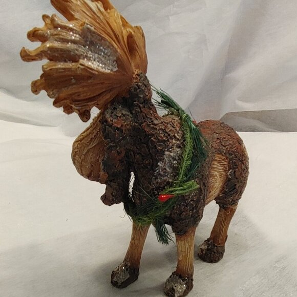Humor Long Face Wild Moose Figurine - Picture 3 of 5